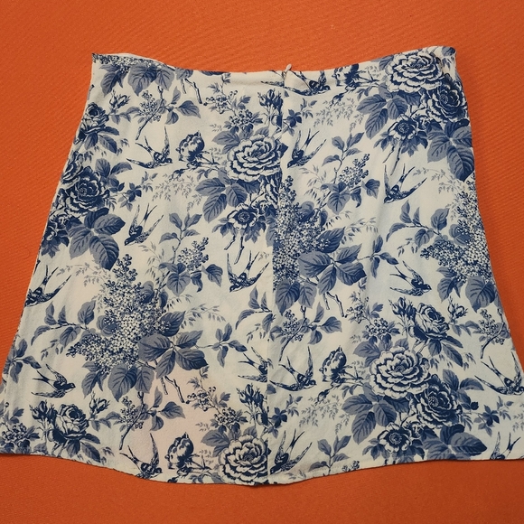 Reformatipn MARGOT Skirt, Blue Toille. EUC, Size 10 - Picture 10 of 11